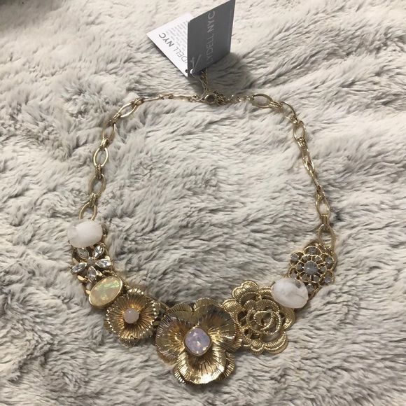 LYNELL NYC Chunky Floral Gold Blingy Necklace with Glass Jewels - Picture 8 of 8